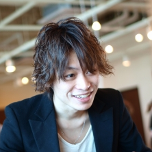 スタイリストの紹介